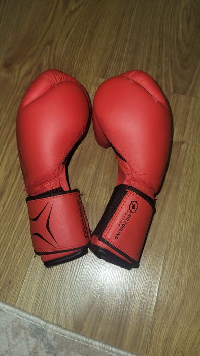 Перчатки боксерские