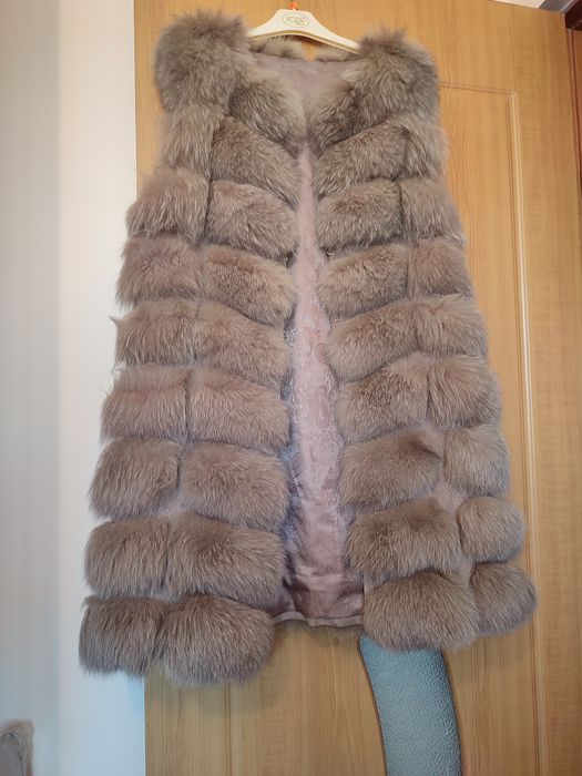 Жилет из песца женский