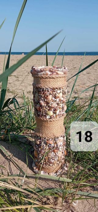 Ръчно изработени вази с натурални морски материали