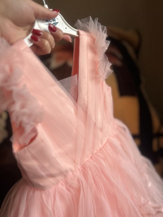 Нежная платье 6-7 лет