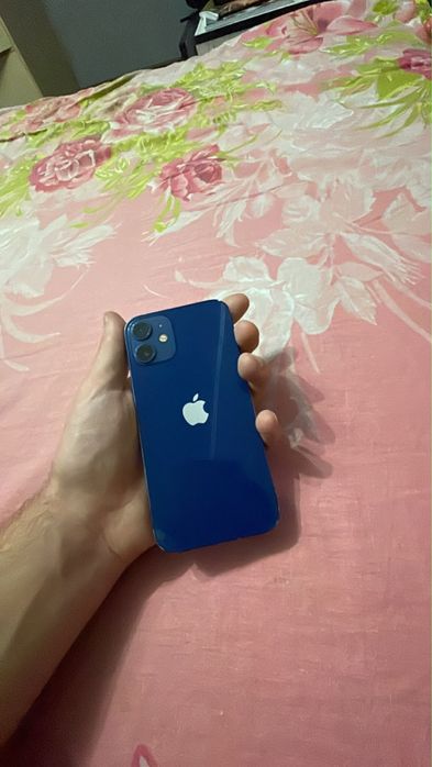 Продам iphone 12 mini