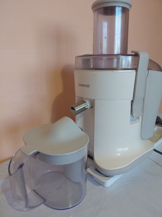 Kenwood соковыжималка — өте аз қолданылған

Саты