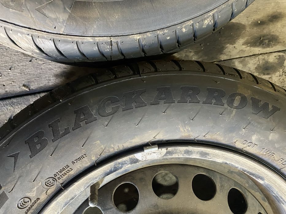 Продам шины в сборе на R15