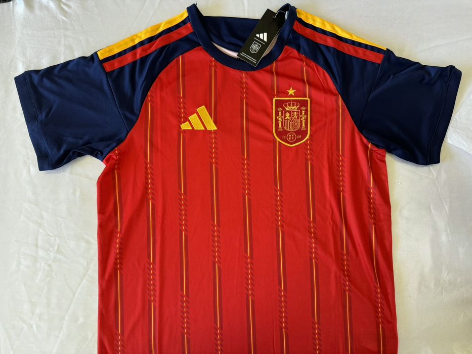 Ispaniya futbol forma