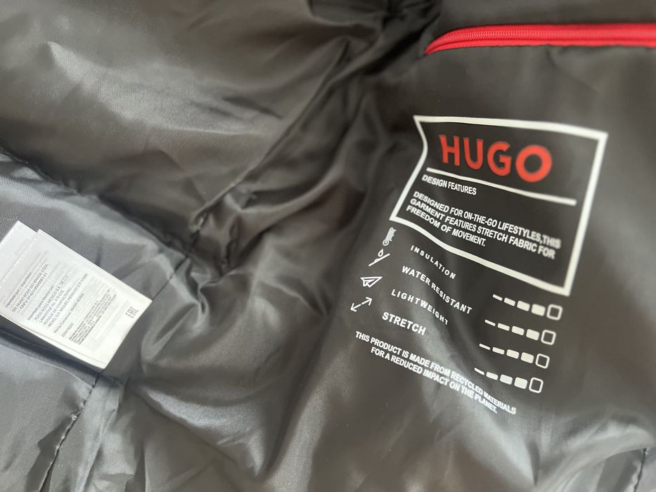 Vesta Hugo Boss,noua cu eticheta+o curea cadou la alegere!