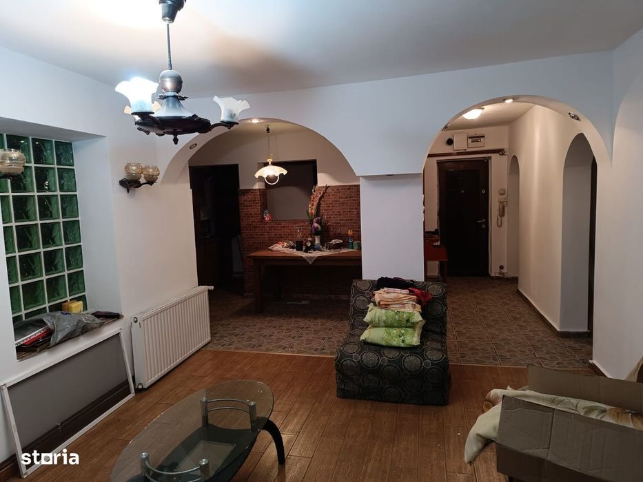 Apartament 4 camere decomandat,zona Rond,Bld.Carol I,100,6mp,2/4,CT/AC