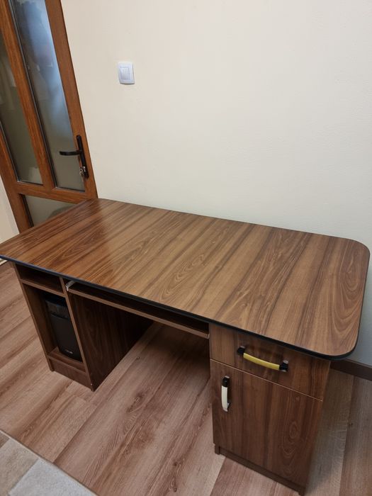 Birou solid pentru PC 141 x 66 x 77
