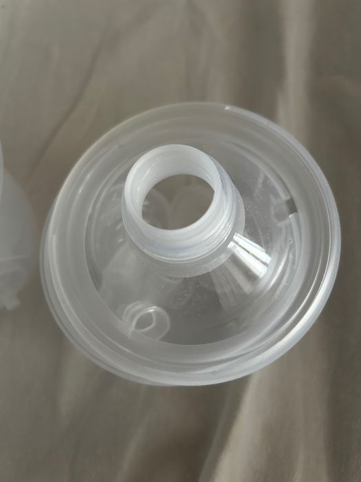 Momcozy електрическа помпа за гърди hands free