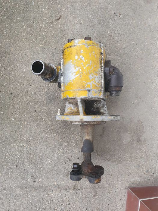 Pompa hidraulica originala Case 480B 480C 580B 580C cod D48950