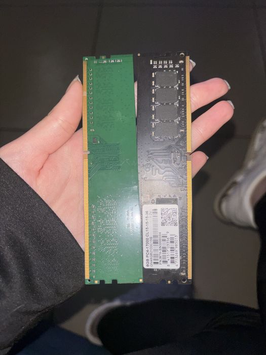 Продаю оперативную память
