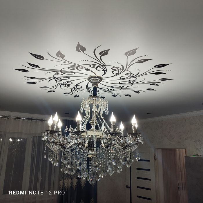 Люстра 12 лампалық