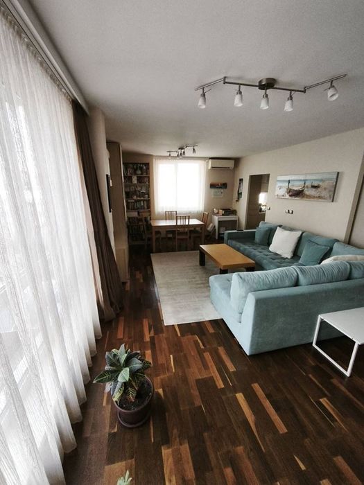 Тристаен апартамент в ж.к. Младост 2! До метростанция!