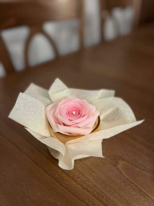 Ръчно изработена свещ