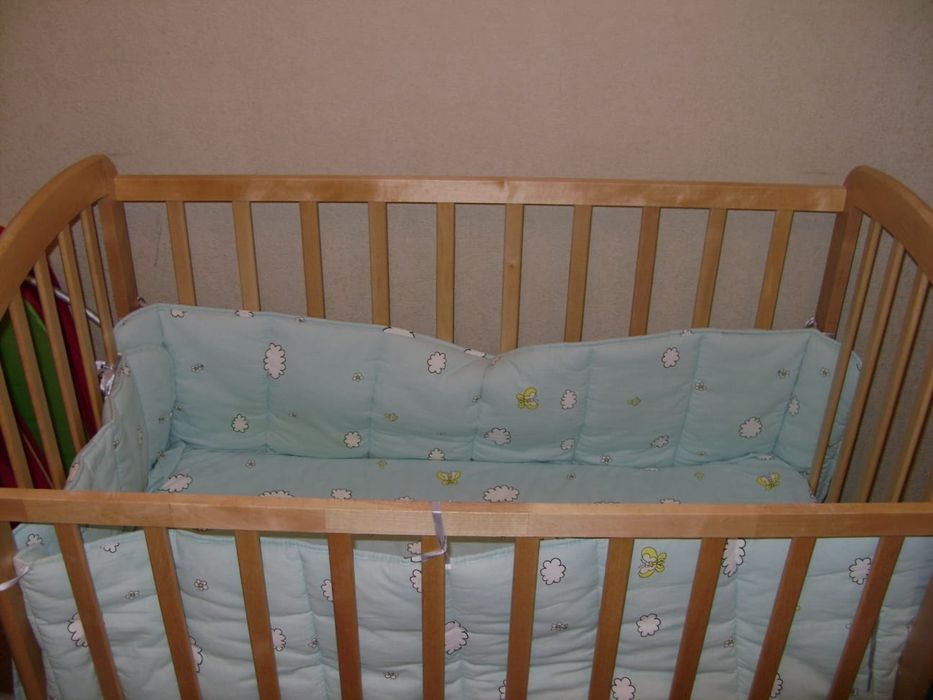 Детская кроватка манеж