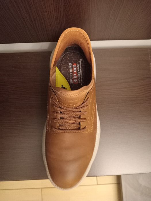 De vanzare pantofi piele naturala Schechers  slip-ins!