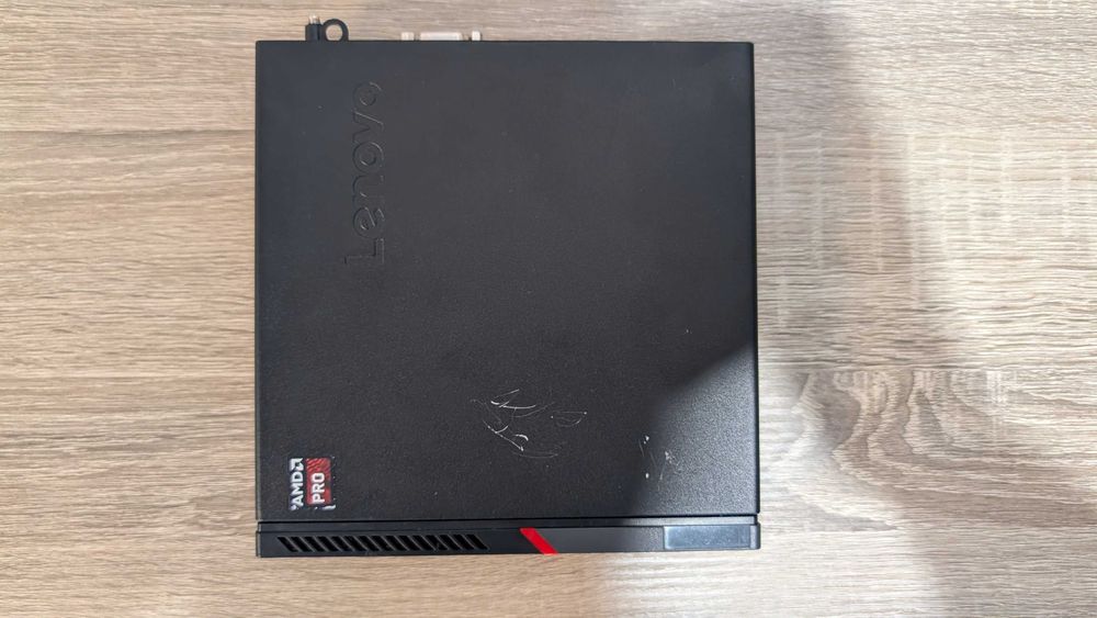 Mini PC Lenovo ThinkCentre M715q Tiny
