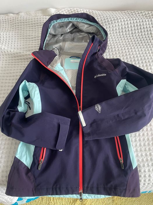 Женско яке,  М - Columbia - отлично състояние, за туризъм и спорт