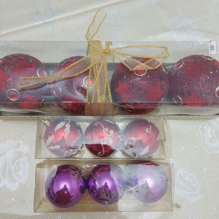 Ёлочные игрушки.