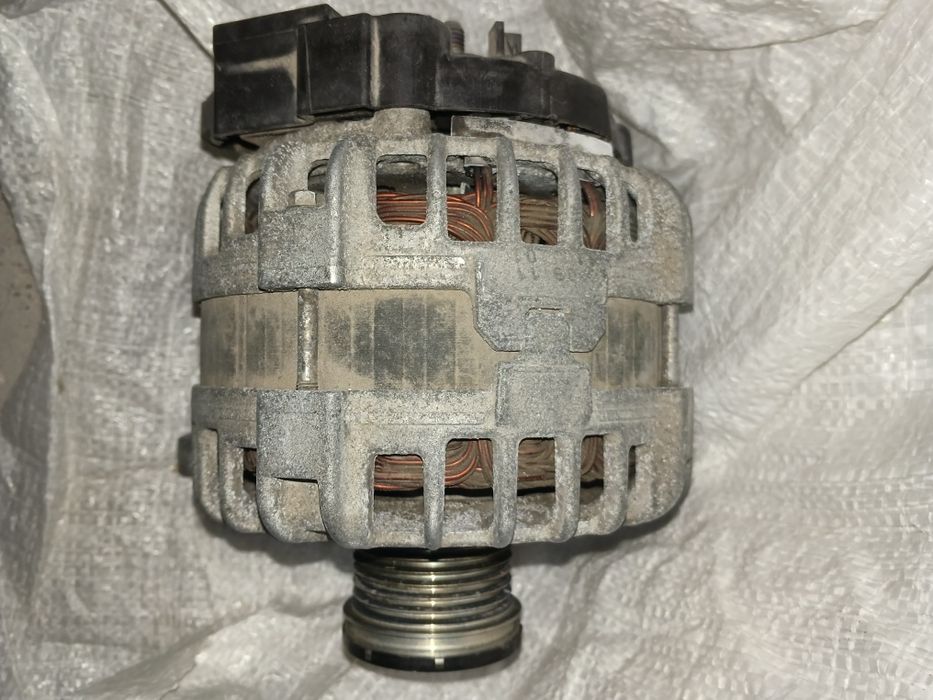 Генератор на Поло 2018 седан