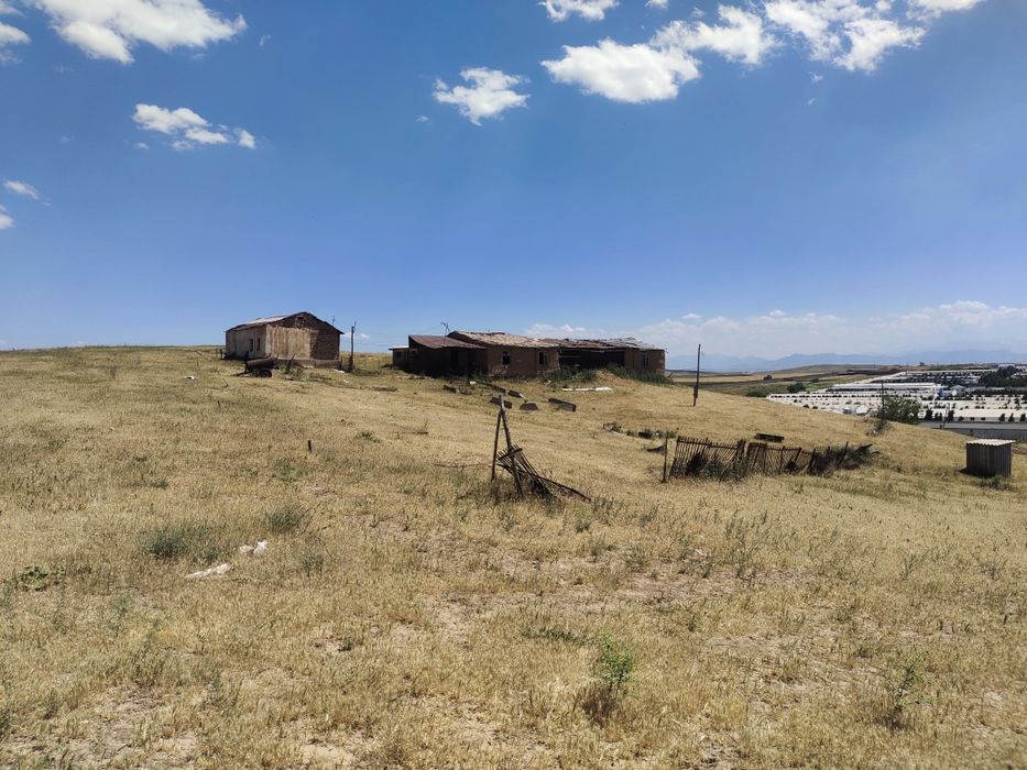 Срочно участка ферма сотилади