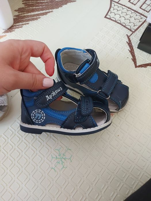 Детски сандали за момче и момиче