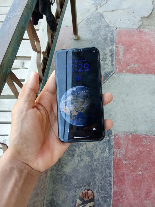 Iphone x sotiladi