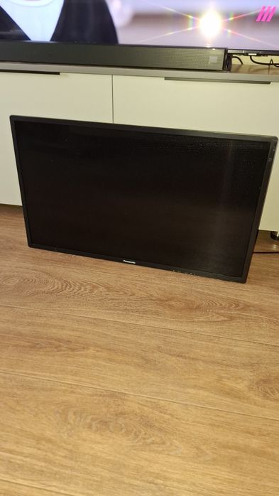 Продам телевизор Панасоник