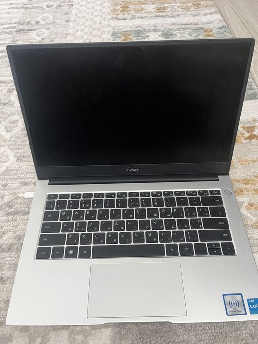 Ноутбук matebook d14 core3