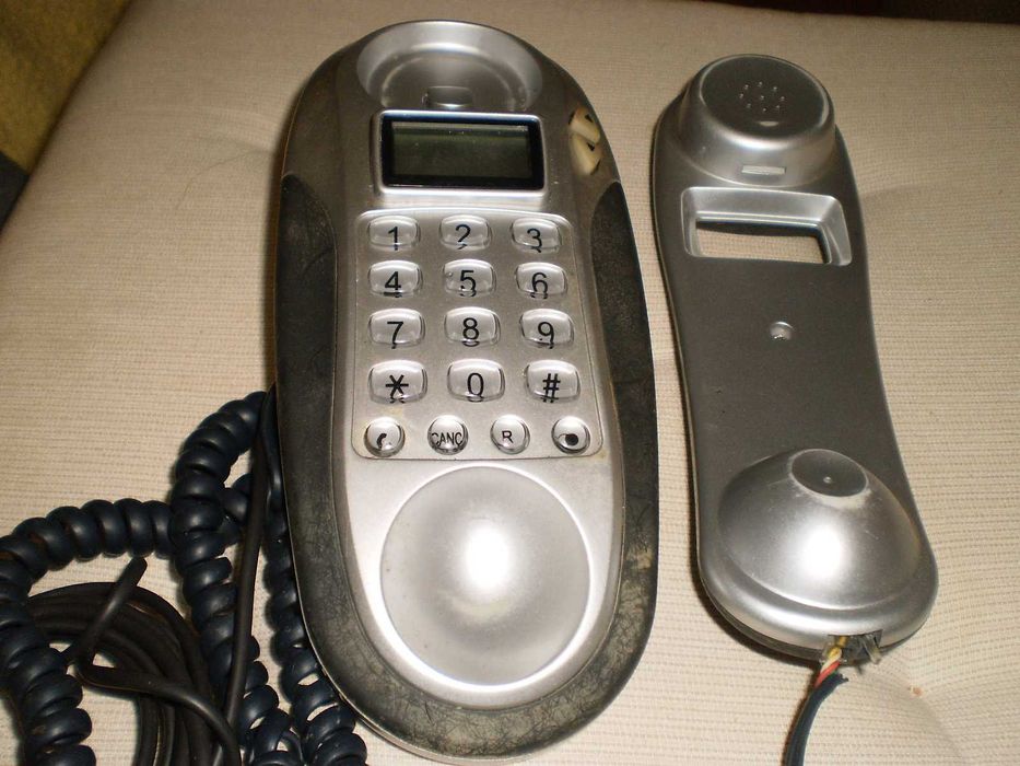 Домашни телефони