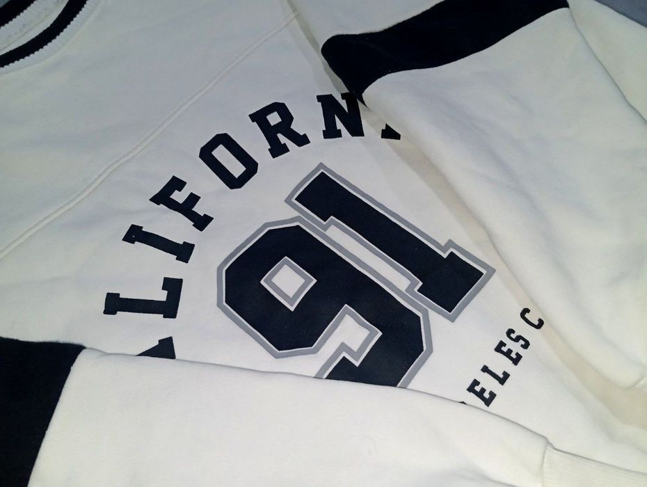 спортивный свитшот