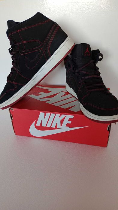 Оригинални маратонки NIKE AIR JORDAN 1 Mid