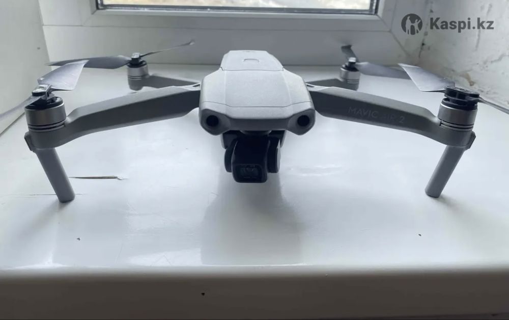 DJI Mavic Air 2 серебристый