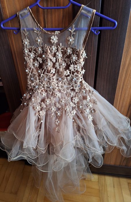 Официална рокличка размер 5-6г.