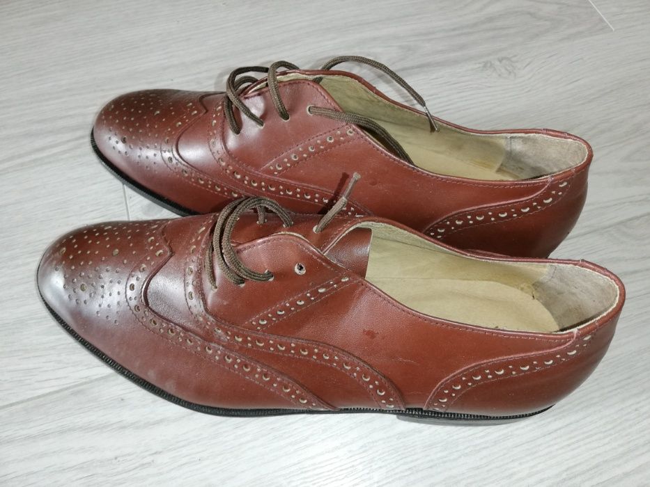 ЧЕРЕН ПЕТЪК -50%! Елегантни мъжки кожени обувки нови, номер 43 (окол