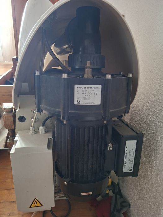 Насрещно течение за басеин Насрещно течение ”BADU Jet Perla