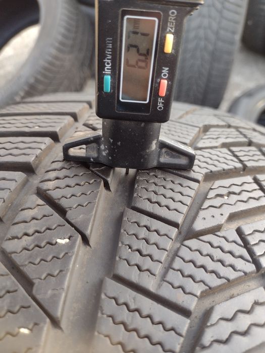 Перфектни 2бр.245/40/20 Сайлун дот2123