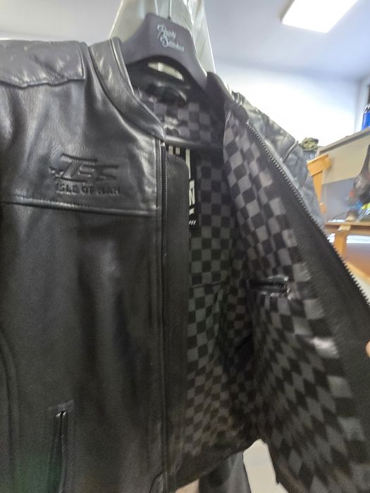 Мото яке RST IOM TT Hillberry 2 кожа черно