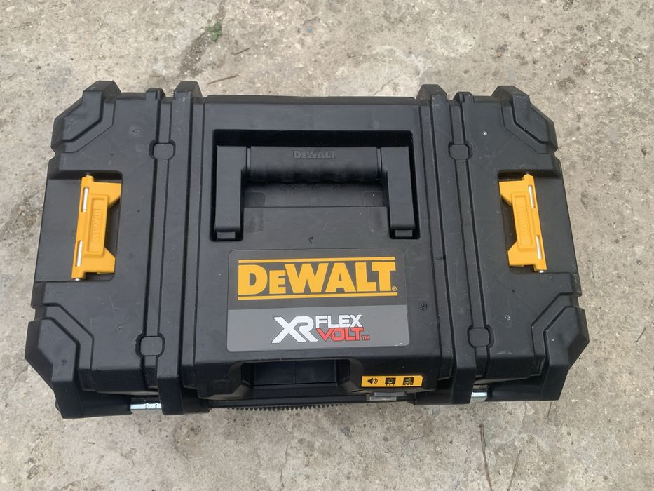 DeWALT DCV 586 M/ безчеткова прахосмукачка/54V/