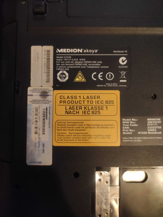 Medion Акoya E7220