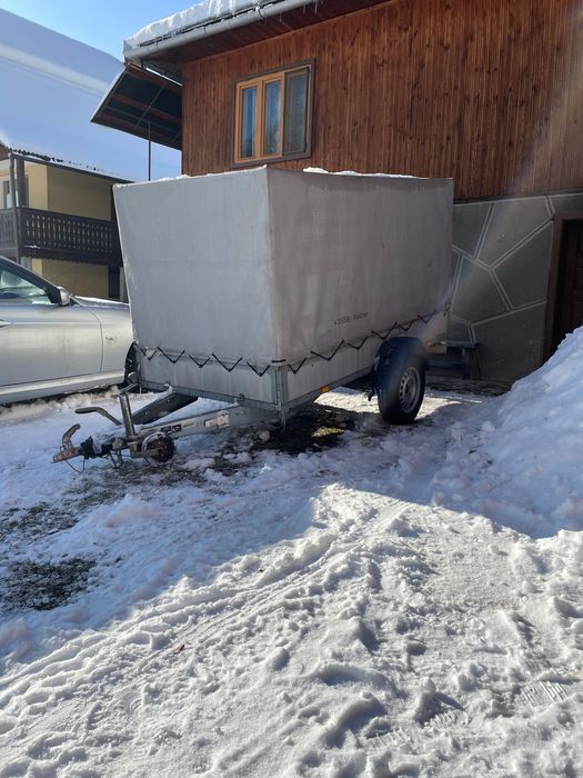 Remorcă Stema 1300 kg cu sistem frânare  import Germania