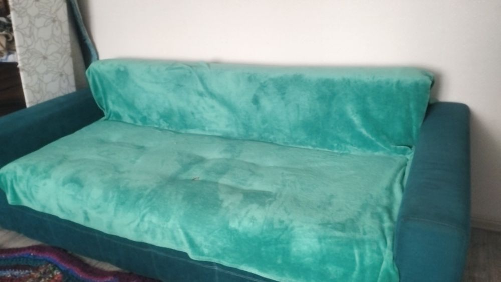 Продам диван в гостиную