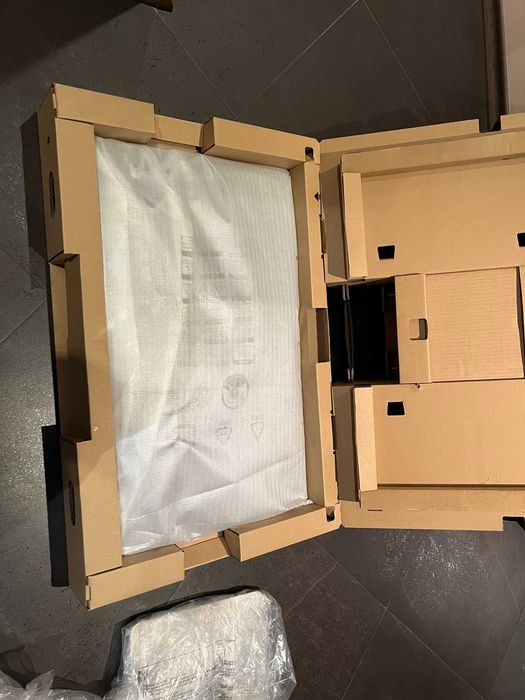 Монитор Dell UltraSharp 27 U2715H