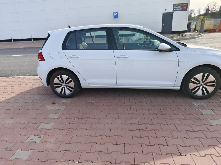 Vând sau schimb E Golf