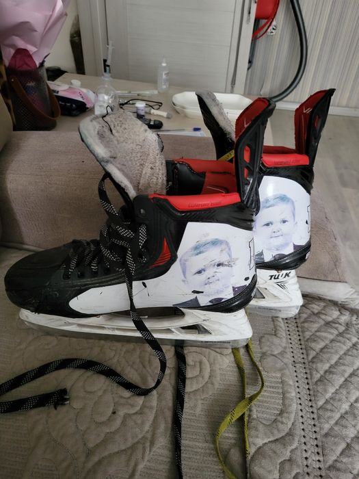 Продам коньки хоккейные