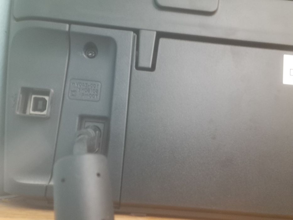 Vând model imprimantă HP ENVY Photo 6230 All-in-One.