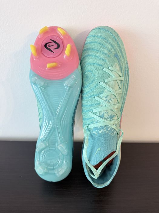 Футболни обувки/ бутонки Nike Phantom GX II Elite LV8 FG нови