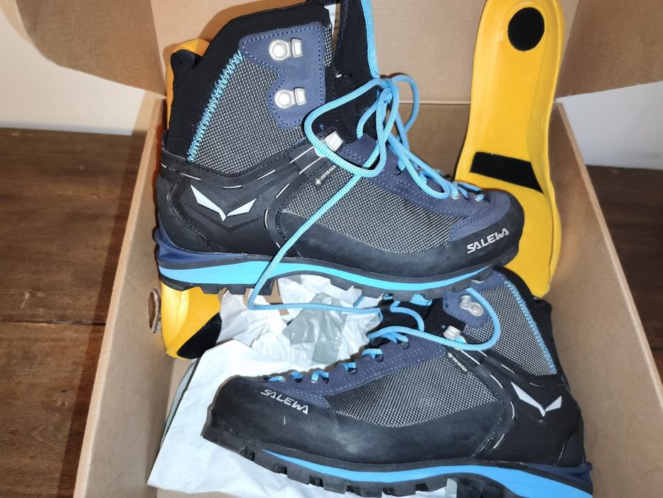 Salewa Дамски трекинг обувки за планински туризъм