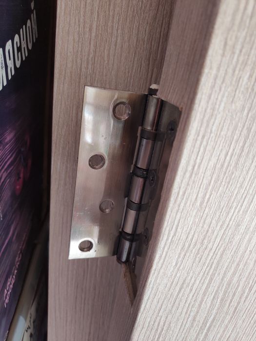 Двери межкомнатные 1 шт