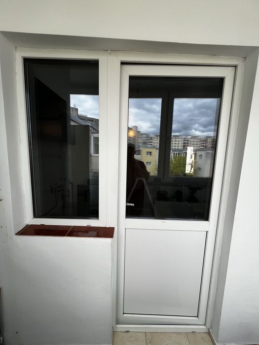 Usa cu geam termopan