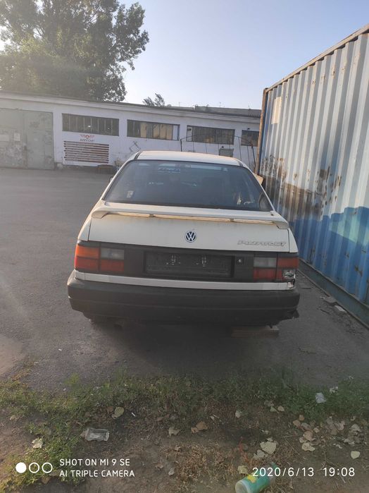Volkswagen passat B 3
